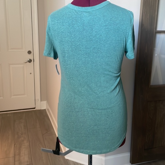 GAP Linen Blend V-Neck T-Shirt Small Tall New with tags - Picture 2 of 8